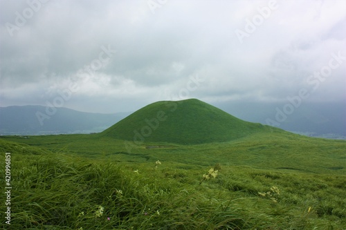 komezuka, volcanic cone shape hill, in Kumamoto, Japan - 米塚 阿蘇山 熊本 