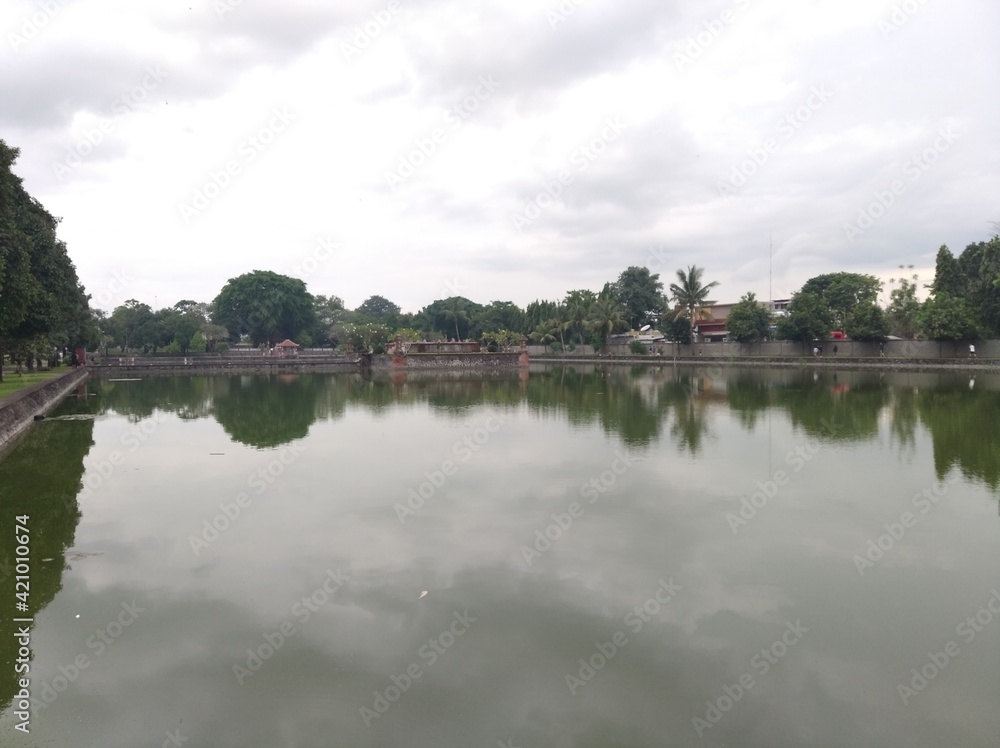 Mayura Park is a tourist destination in Mataram City which has an interesting history Mayura Park is a tourist destination in Mataram City which has an interesting history