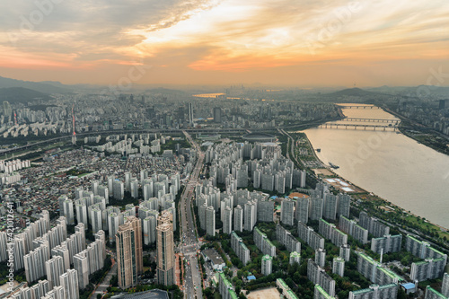 Photography Awesome aerial view of Seoul at sunset, South Korea