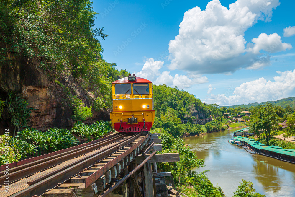 Fototapeta premium Death Railway with train Famous place in Kanchanaburi Thailand
