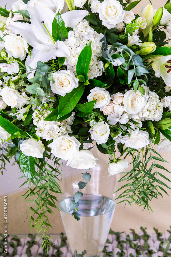 Fototapeta premium bouquet of snowdrops