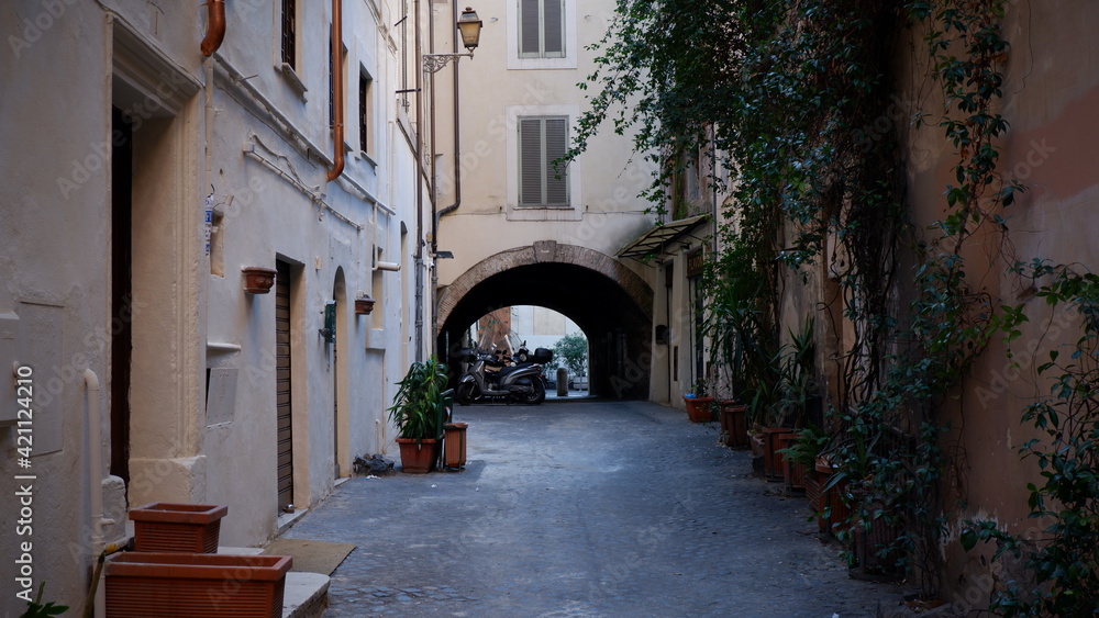 arch in old italian city