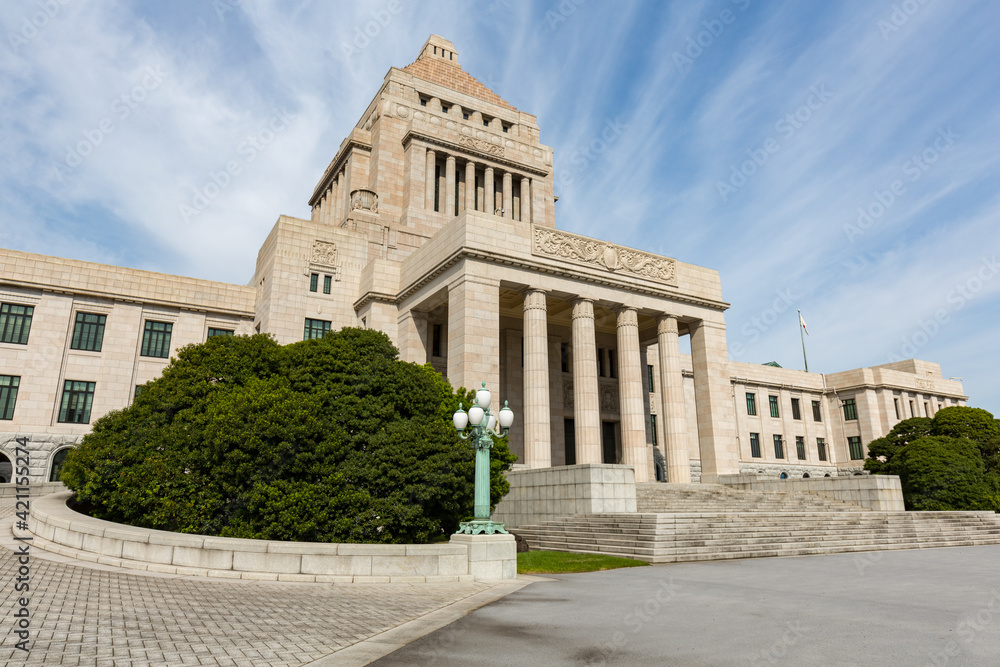 Obraz premium 国会議事堂の正面(永田町/東京)