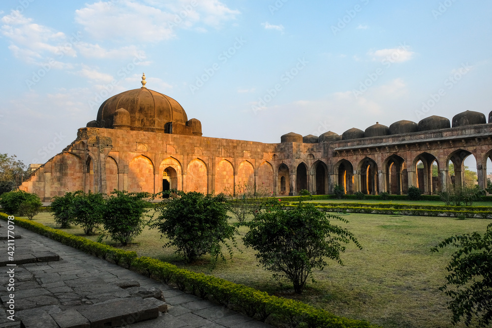 Jama Masjid is a historic mosque in Mandu, Madhya Pradesh, India. Built in Moghul style of architecture.