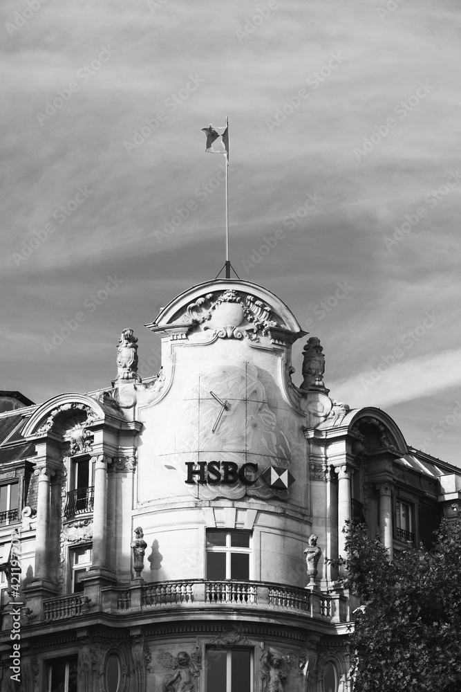 PARIS, FRANCE - OCTOBER 4, 2019: HSBC Bank Building At Avenue Des ...