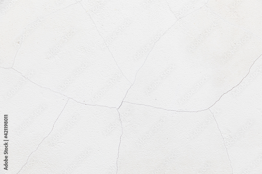 Obraz premium plasteted cracked wall at a house with structure and white paint