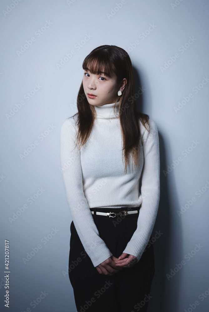 クールな女性 クールな女性