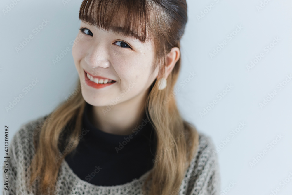 クールな女性 クールな女性