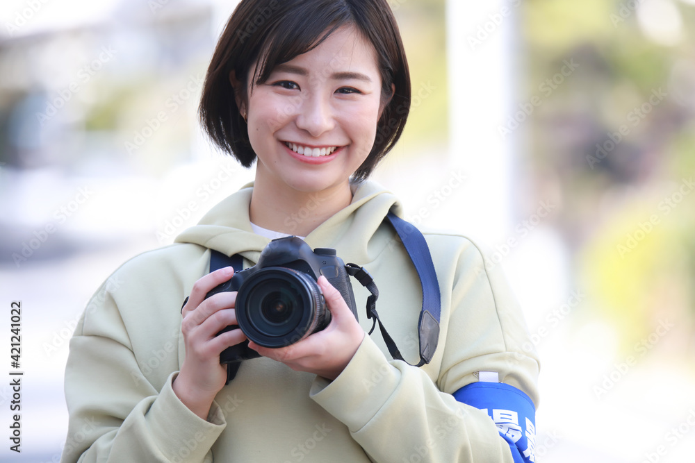 女性カメラマン イメージ 女性カメラマン イメージ