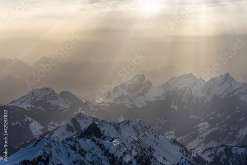 Sonnenuntergang in den Alpen.