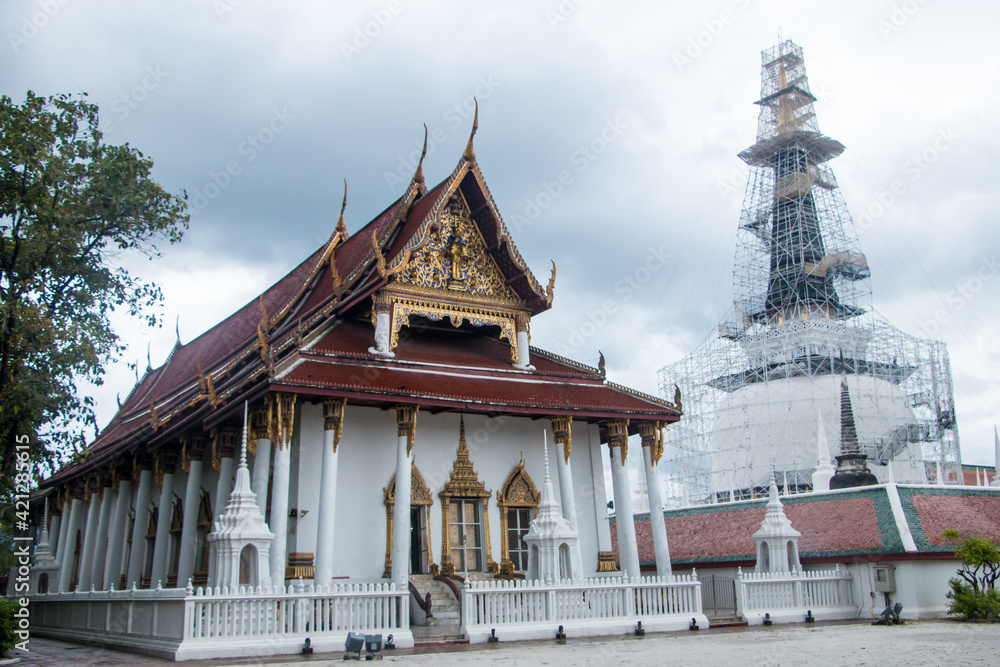 Obraz premium Wat Phra Mahathat Woramahawihan