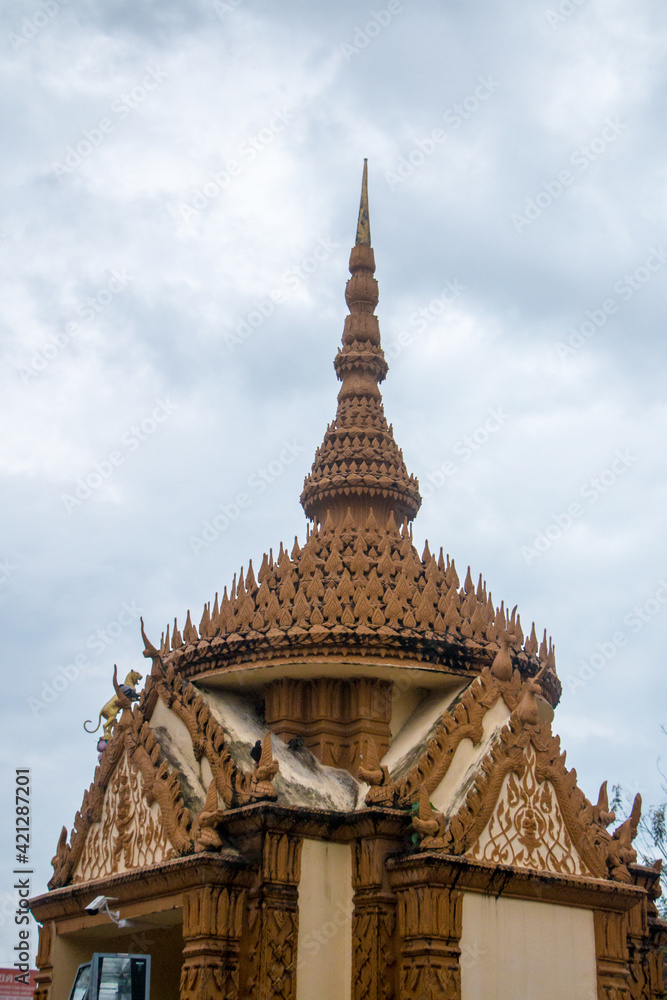 Fototapeta premium Wat Phra Mahathat Woramahawihan
