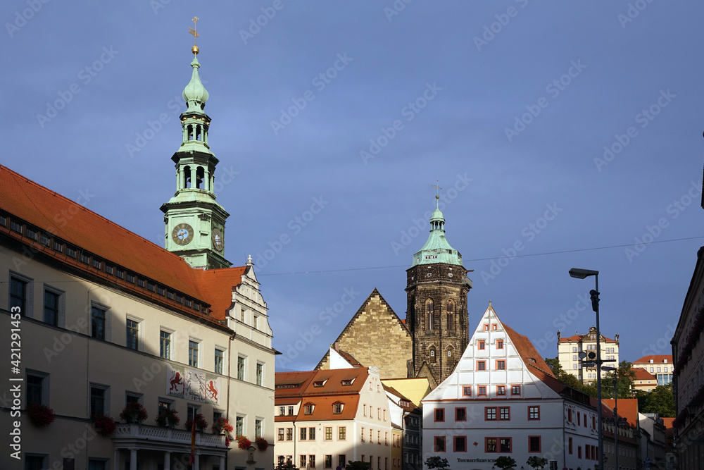 Rathaus und Marienkirche in Pirna Rathaus und Marienkirche in Pirna