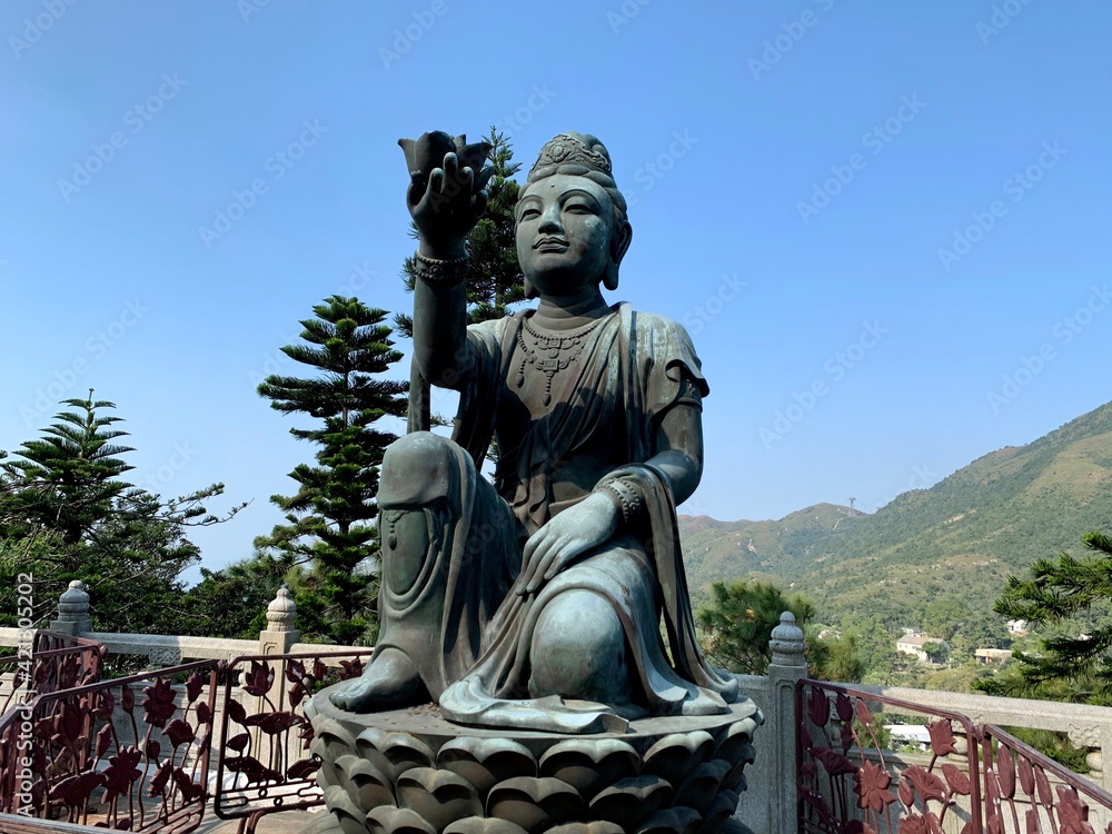 Obraz premium statue of buddha in a temple