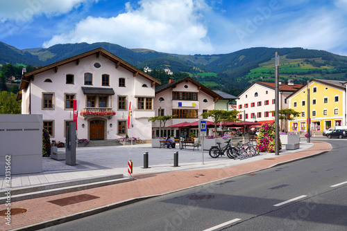 Ortsmitte und Rathaus Mittersill im Oberpinzgau, Salzburger Land, Österreich © Comofoto