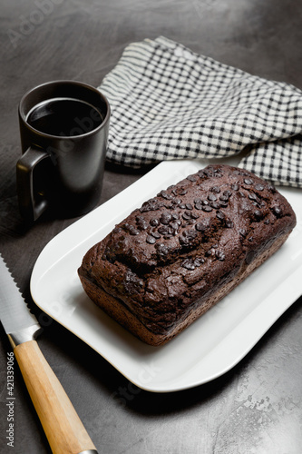 a low-carb chocolate bread, ideal for gluten-free diets