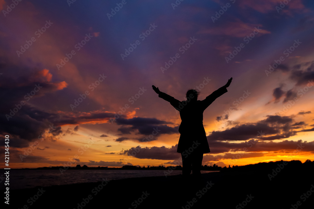 Silhouette of a woman