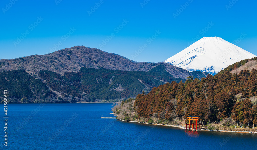 芦ノ湖と富士山 冬景 芦ノ湖と富士山 冬景