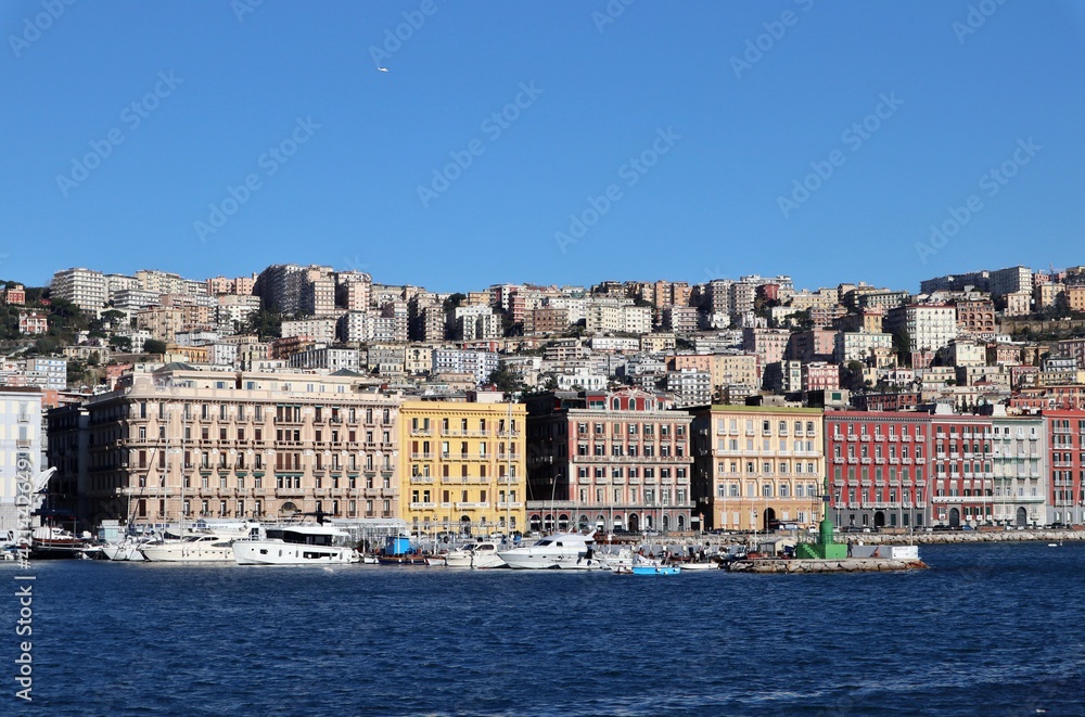 Napoli – Panorama dal porto di Mergellina