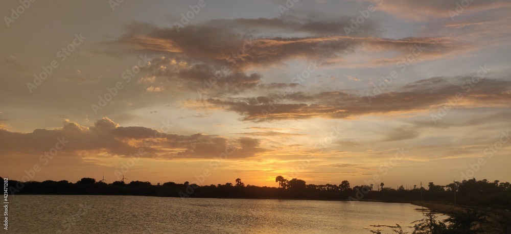 Fototapeta premium sunrise over the river