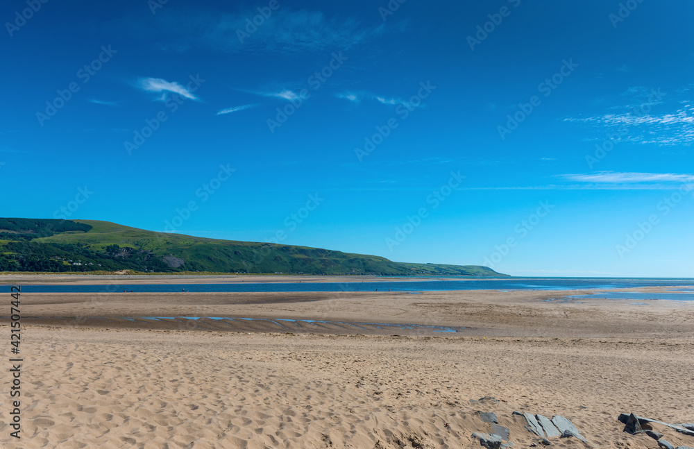 Barmouth on the estuary of the Afon Mawddach and Cardigan Bay, Gwynedd,
Barmouth on the estuary of the Afon Mawddach and Cardigan Bay, Gwynedd,