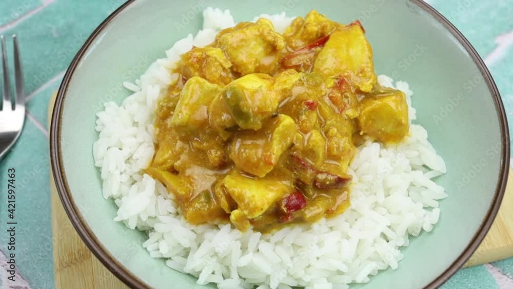 curry chicken, coconut milk and white rice