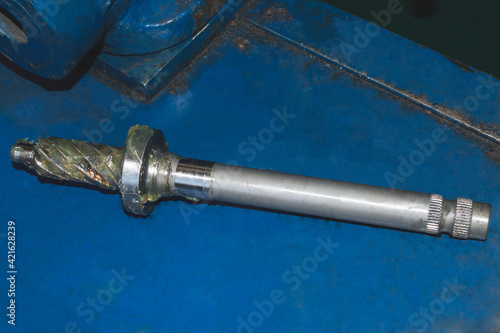 The steering rack pinion is on the table