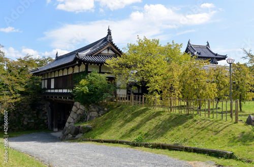 Wallpaper Mural 郡山城跡　追手門と追手向櫓　奈良県大和郡山市 Torontodigital.ca