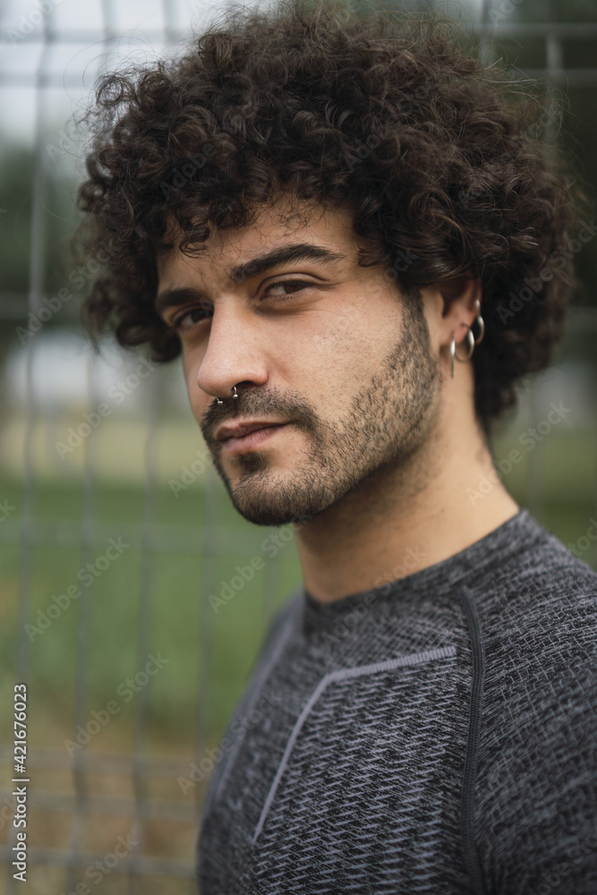 Black hair in spanish deals