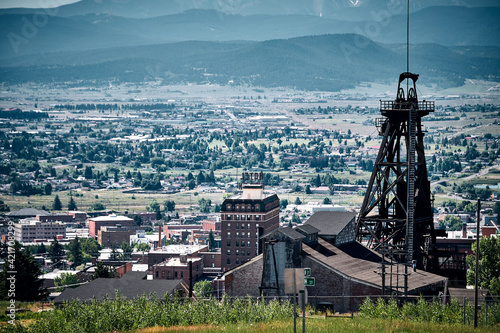 Konstfotografi High-angle shot of Butte on  gloomy day in Montana