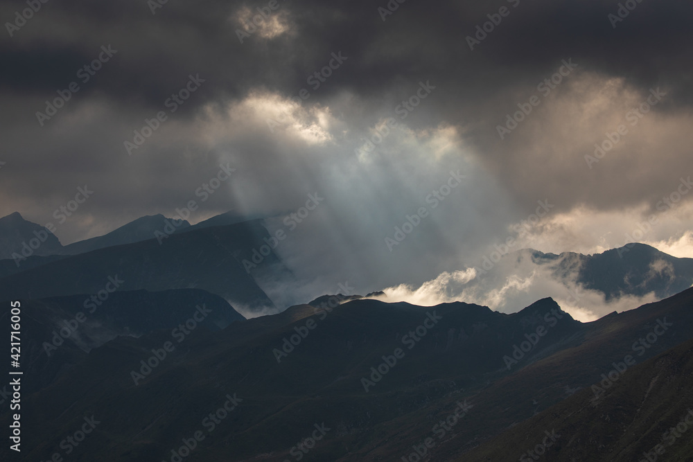 Alpine Views From Fagaras Mountains, Romania. Summer Carpathian Landscapes. - obrazy, fototapety, plakaty 