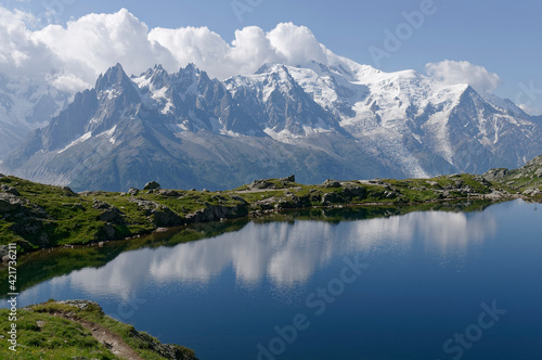 Fototapeta Naklejka Na Ścianę i Meble -  Mont-Blanc massif and Cheserys Lake (Alps, France)