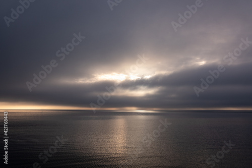 Sonnenaufgang über der Ostsee © Dennis