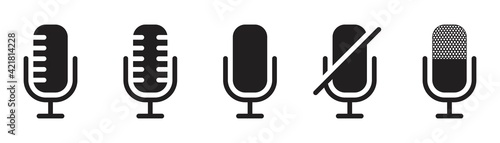 Microphone icon set,  retro Microphone isolated on white background, Vector illustrarion
