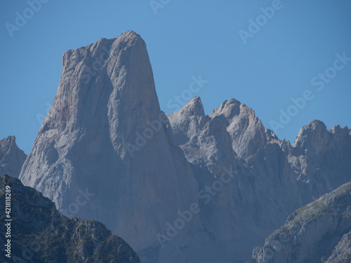 natural mountain landscape, Pico Urriellu