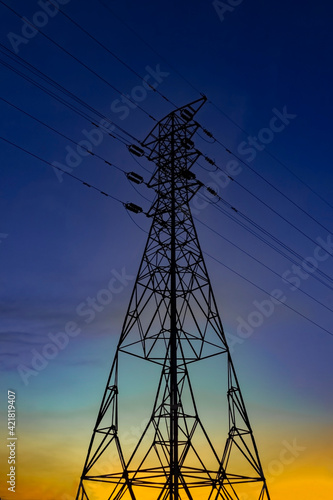 Obraz na płótnie electric tower with blue and orange gradations
w salonie