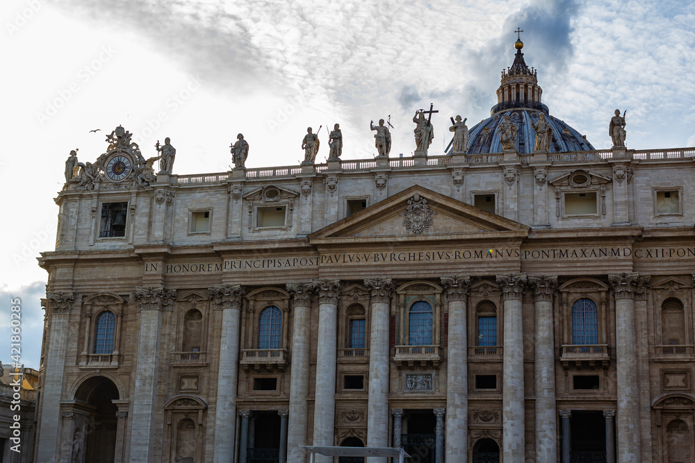 Sant Peter's Basilica is a Catholic cathedral, a large building of the Vatican, the historical Christian church in the world.