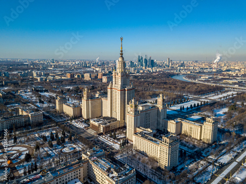 Obraz na płótnie Moscow State University w salonie
