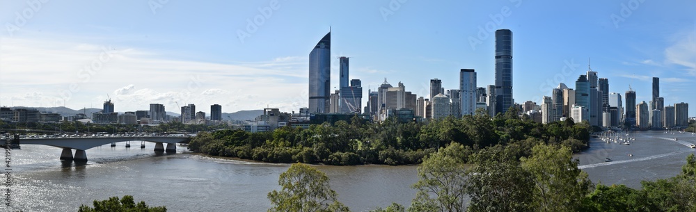 Brisbane City and River viewed from Kangaroo point Cliffs. 