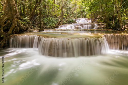 Fototapeta Naklejka Na Ścianę i Meble -  Landscape Huai Mae Kamin waterfall Srinakarin at Kanchanaburi, Thailand.
