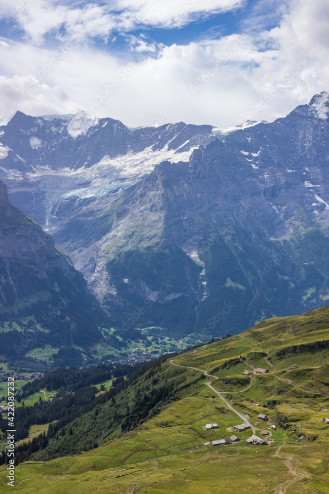 Fototapeta premium The Grindewald Valley and mountain trail in Switzerland on a sunny day
