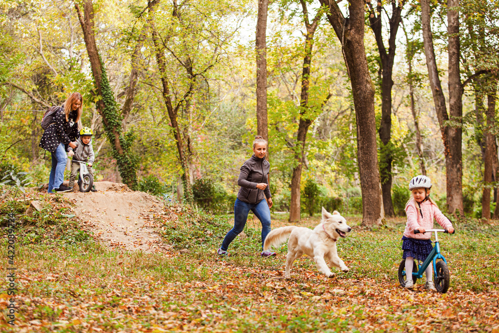 Fototapeta premium Active time spending away from noisy city