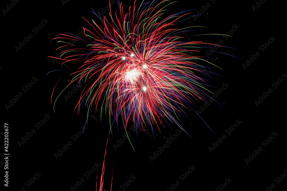 fireworks in the night sky fogos de artifício ano novo em Marataízes ES Brasil fireworks in the night sky fogos de artifício ano novo em Marataízes ES Brasil