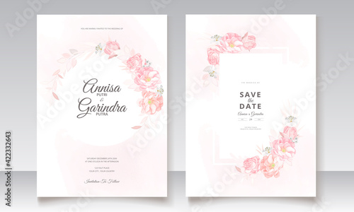  Wedding invitation card template set with beautiful  floral leaves Premium Vector