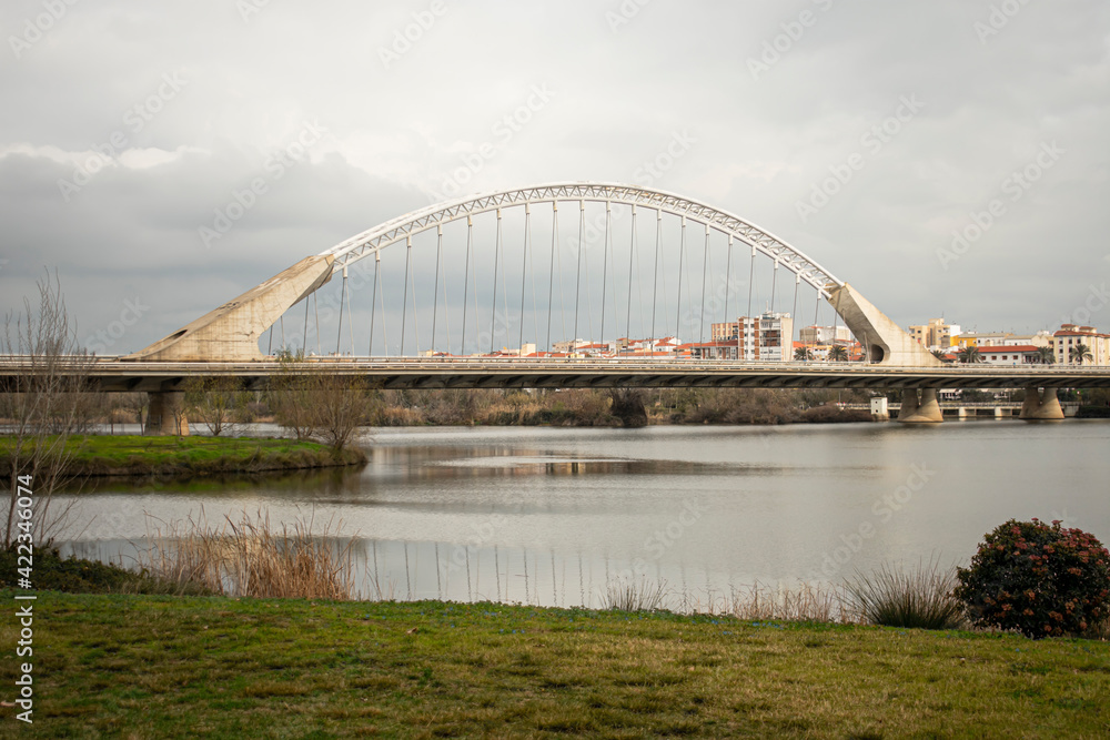 Self-supporting bridge over the Guadiana river as it passes through Mérida, Badajoz, Extremadura. Spain