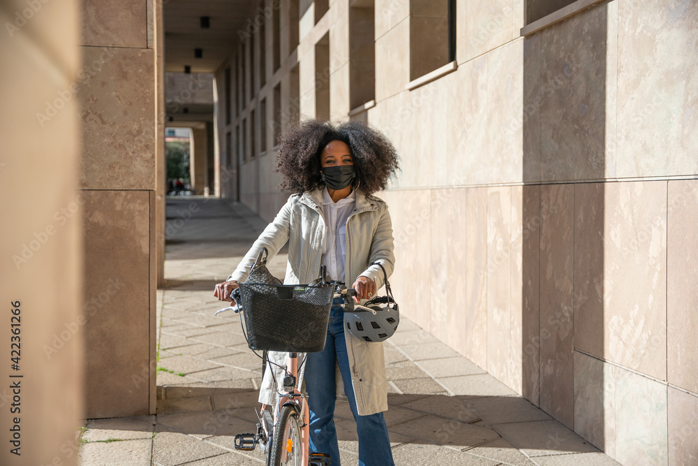Sustainable shop bike helmet