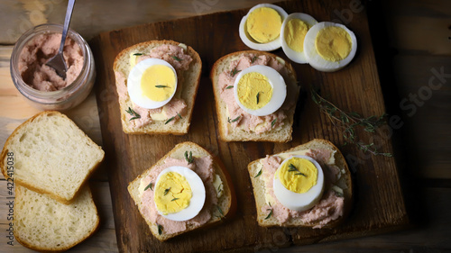 Selective focus. Sandwiches with cod roe and egg. Healthy snack. Keto.