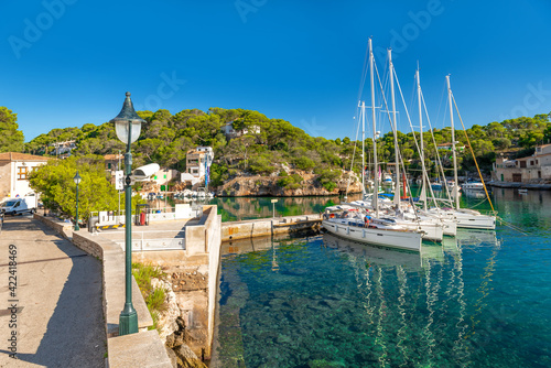 Cala Figueraport pier with sailing boats | 4365