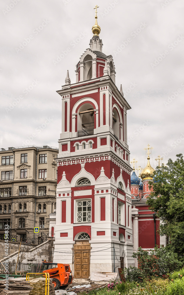 Obraz premium Church of St. George in Moscow on Varvarka