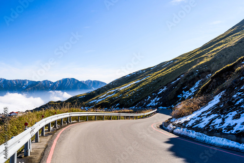 Fotografie Road view of Hehuanshan Forest Recreation Area in Nantou, Taiwan